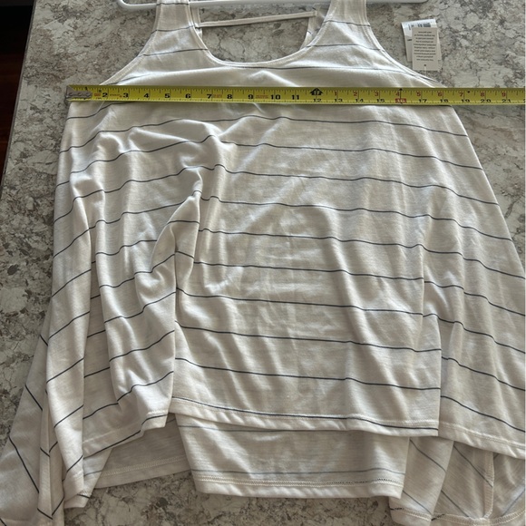 Women Awake Striped Tank Top Large NWT - Picture 7 of 9